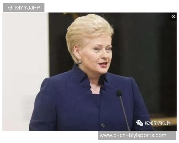 赖斯的崛起与影响力分析：从学术界到政坛的多重角色探讨